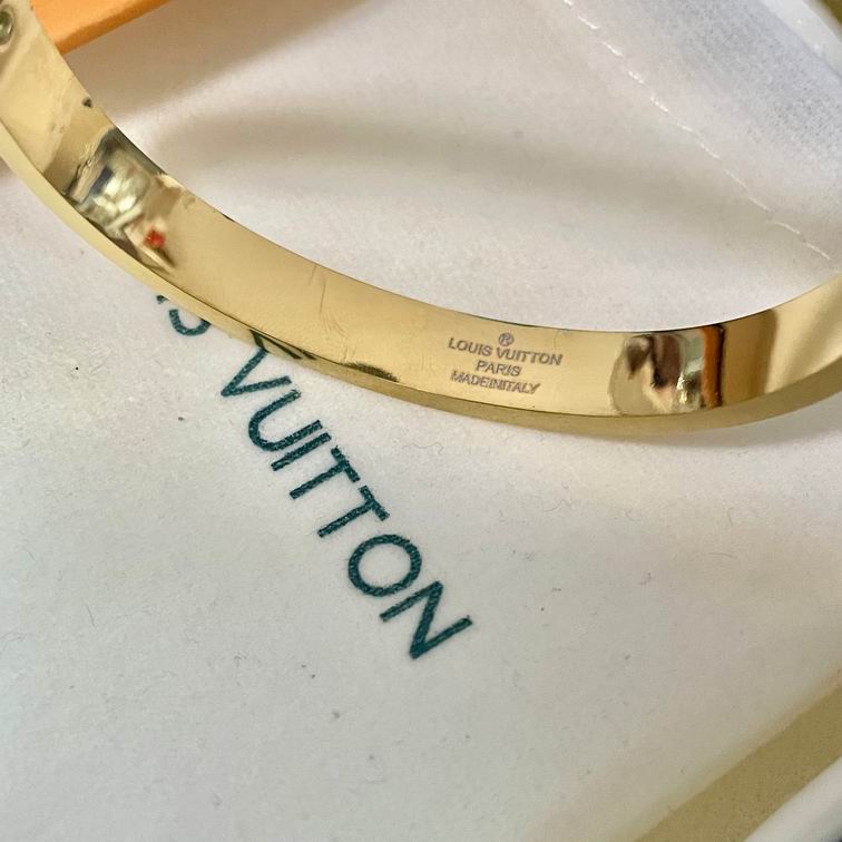 LV Bracelet 12lyh986 (3)