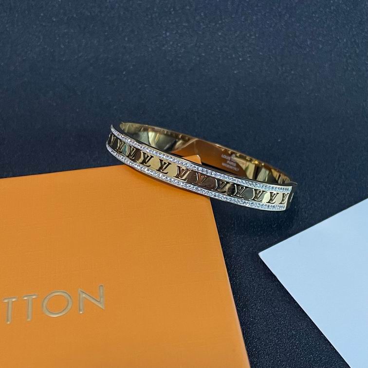 LV Bracelet 12lyh986 (5)