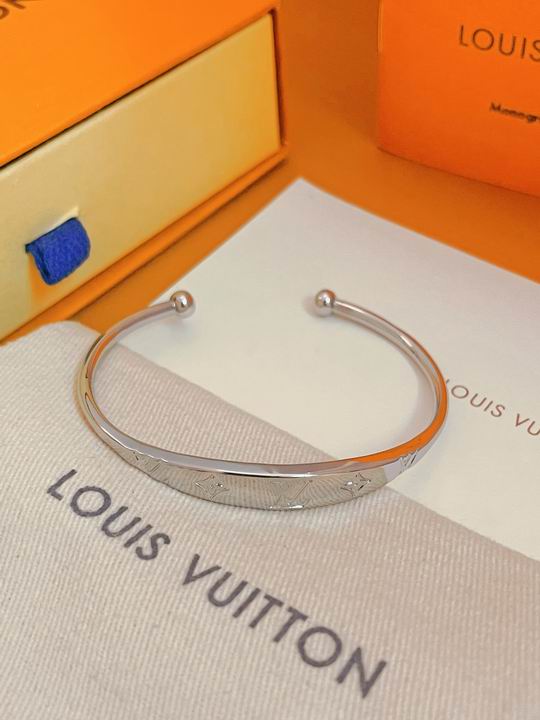 LV Bracelet 12lyh995 (1)