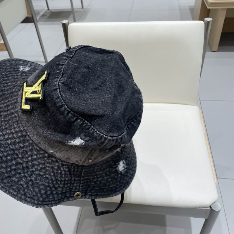 LV Hat 85 (21)