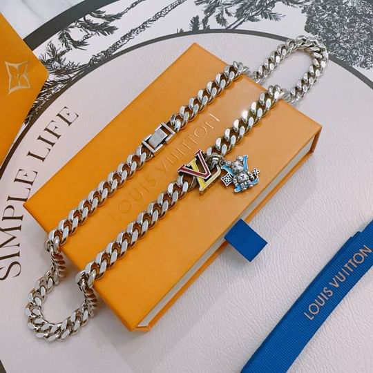 LV Necklace 01lyh799 (3)