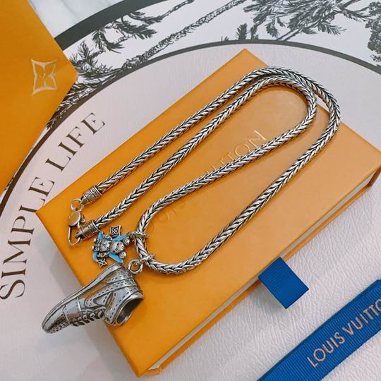 LV Necklace 01lyh800 (3)