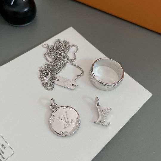 LV Necklace 12lyh735 (9)