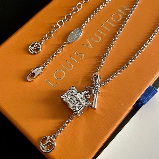 LV Necklace 12lyh740 (3)