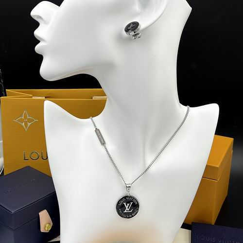 LV Necklace 12lyh753 (4)