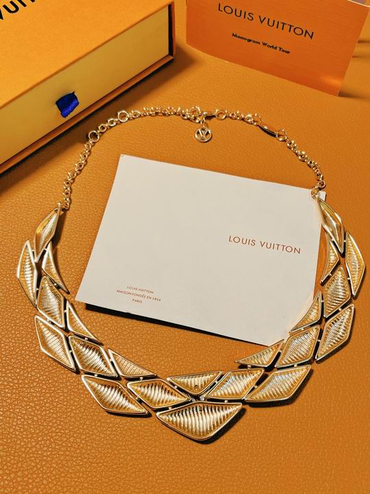 LV Necklace 12lyh776 (2)