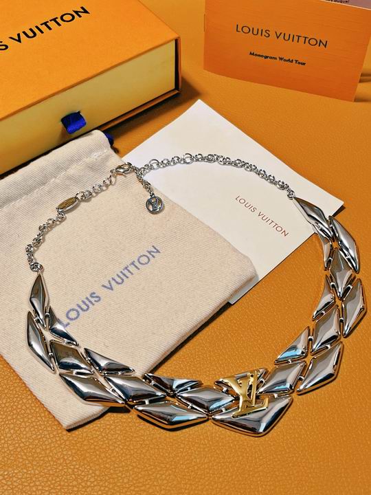 LV Necklace 12lyh776 (5)
