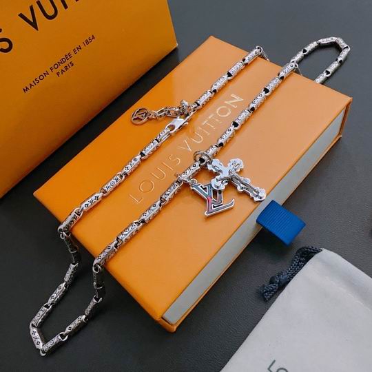 LV Necklace 12lyh791 (4)