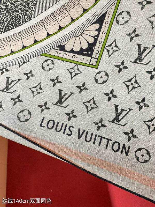 LV Scarf 140X140cm 70%羊绒30%真丝 E01 (3)