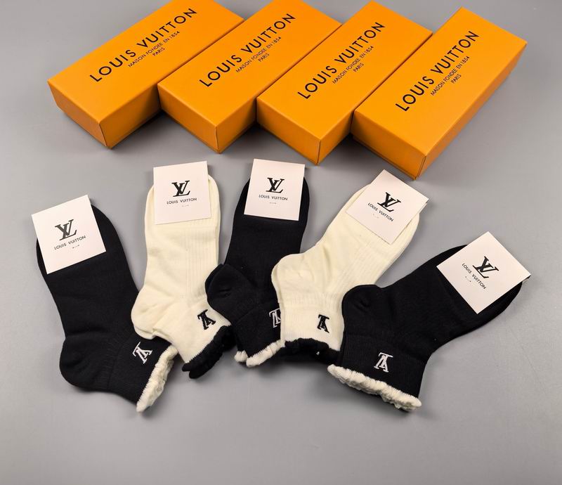 LV Socks 16 (3)