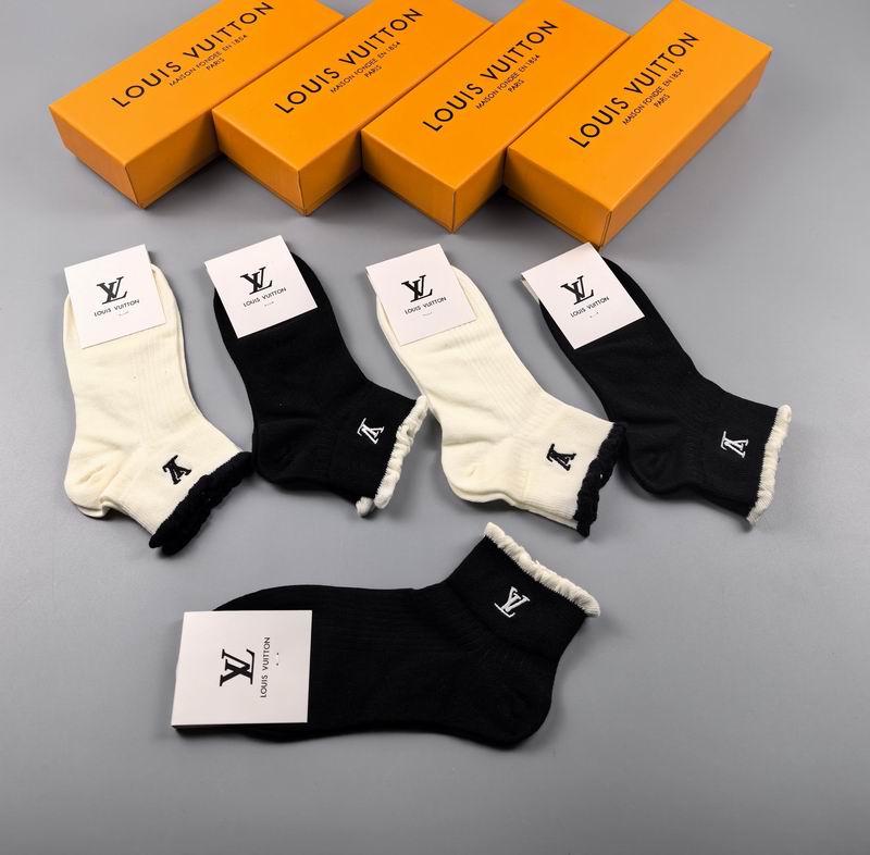 LV Socks 16 (5)
