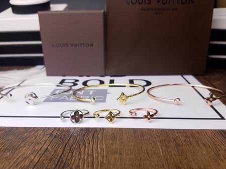 LV Suits 01lyh135 (7)