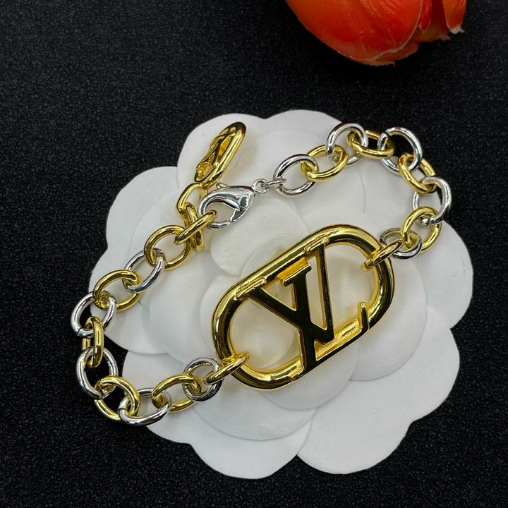 LV Suits 01lyh136 (4)