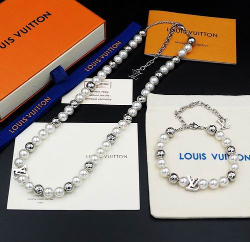 LV Suits 12lyh117 (6)