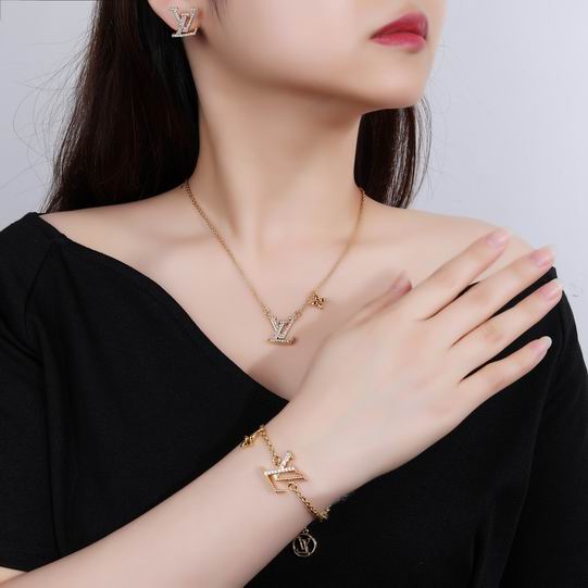 LV Suits 12lyh125 (7)