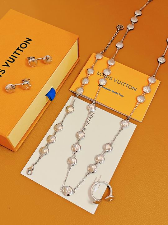 LV Suits 12lyh131 (14)