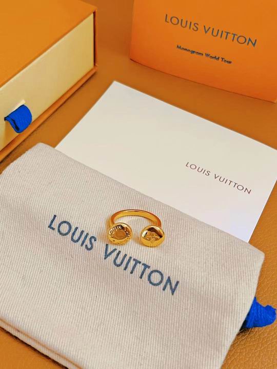 LV Suits 12lyh131 (6)