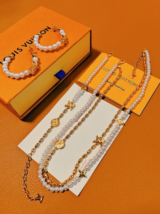 LV Suits 12lyh132 (6)