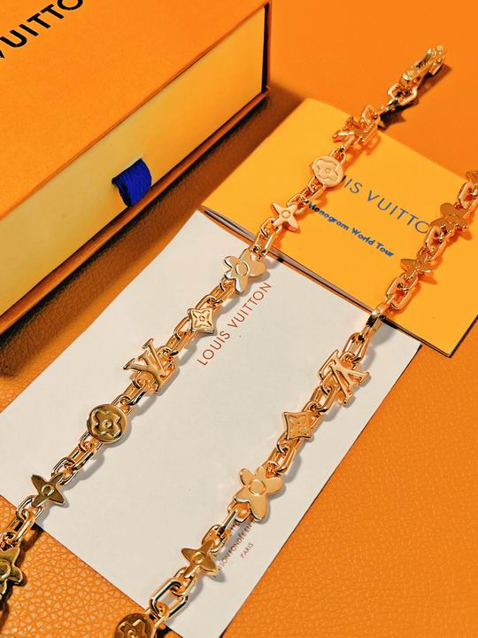 LV Suits 12lyh133 (5)