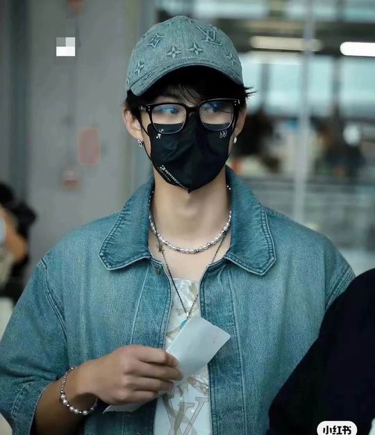 LV Suits 12lyh134 (7)