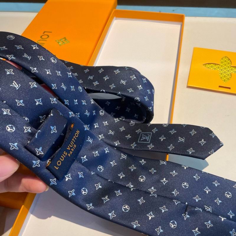 LV Tie hm (42)