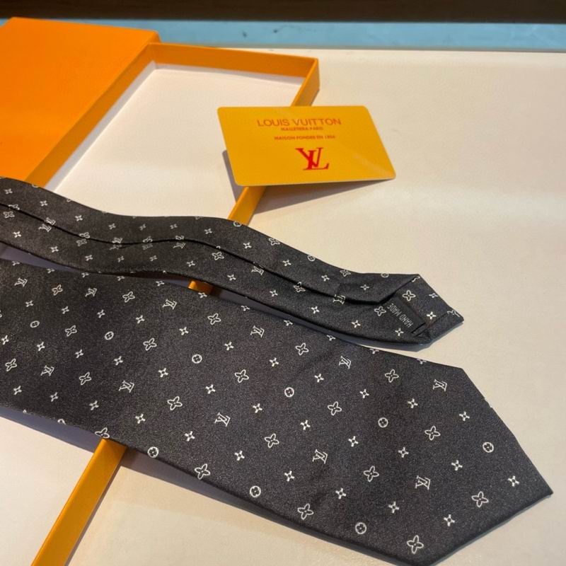LV Tie hm (49)