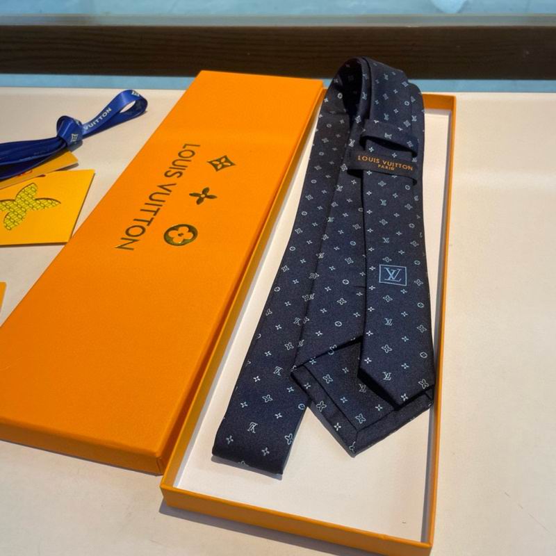 LV Tie hm (56)