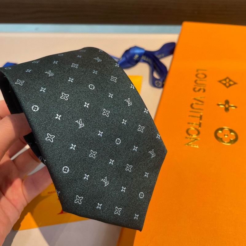 LV Tie hm (67)