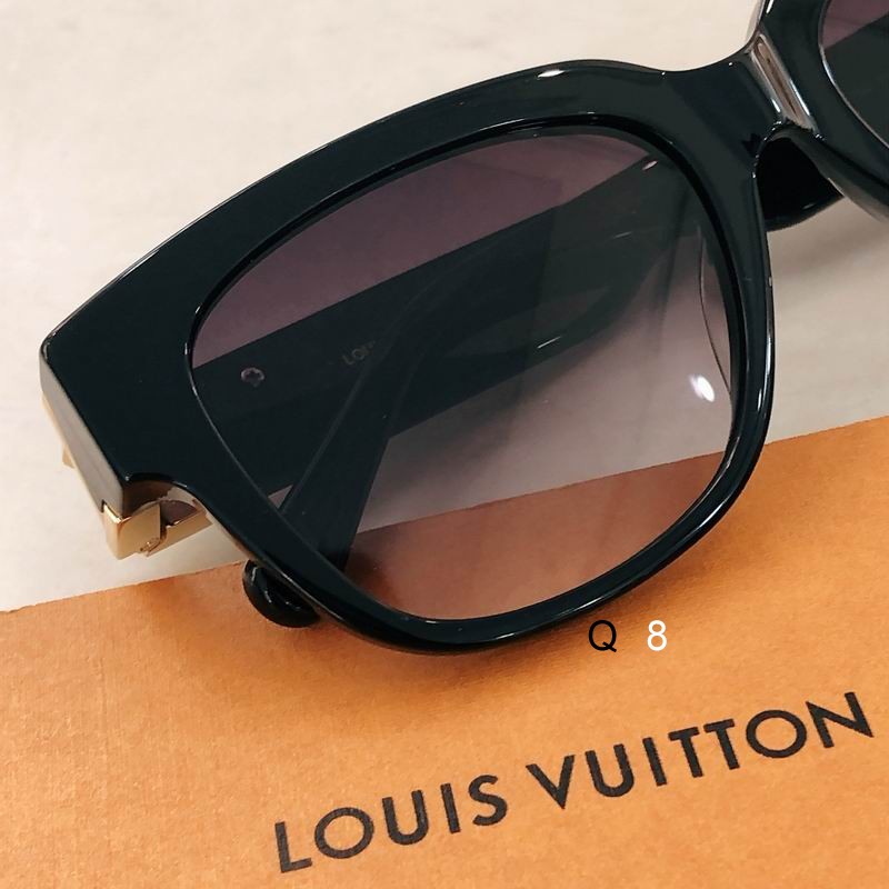 LV Z1762 53 18-140 G06