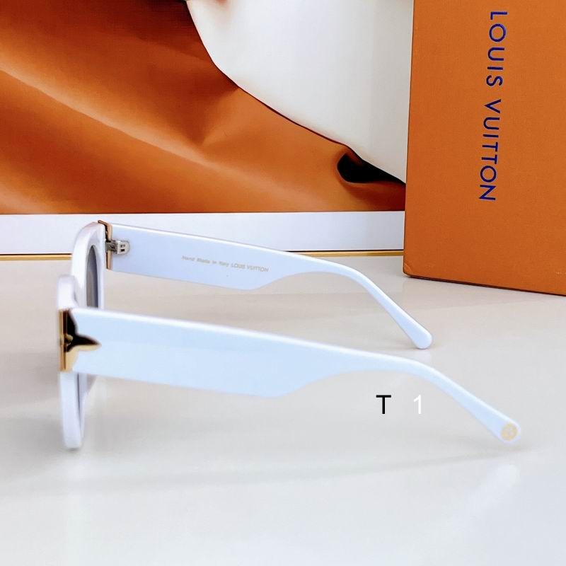 LV Z1777W 51 22-145 a04