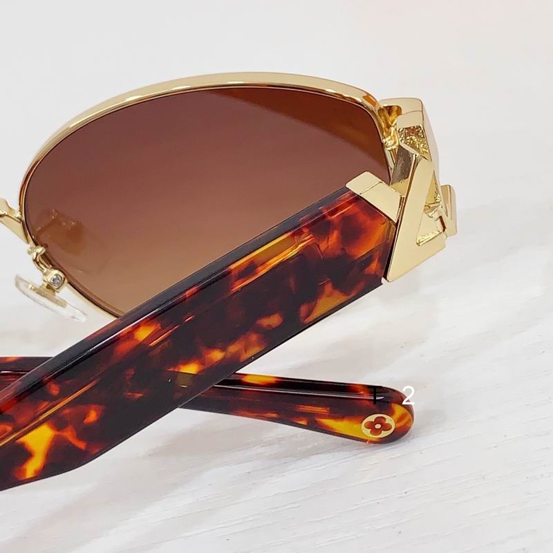 LV Z2736E 58 16-140 b08