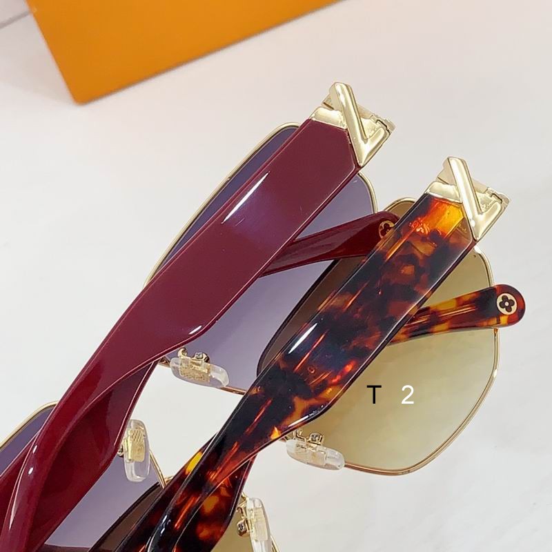 LV Z2737E 57 16-140 b08