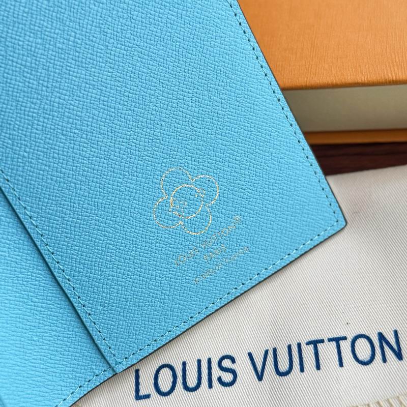 LV card bag 10X14X2.5cm  (3)