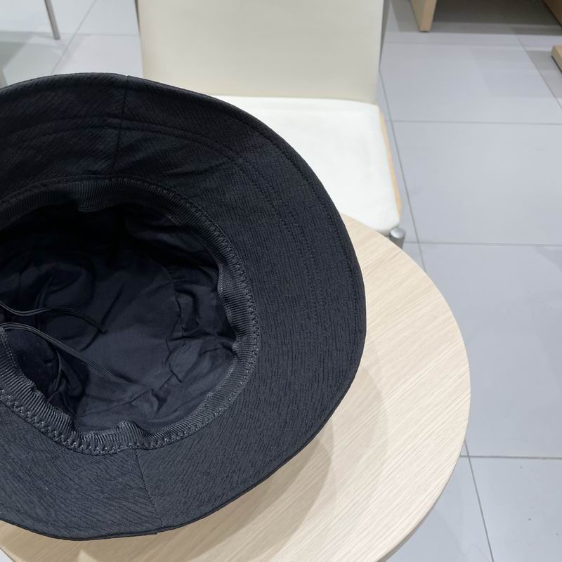 LV hat (113)