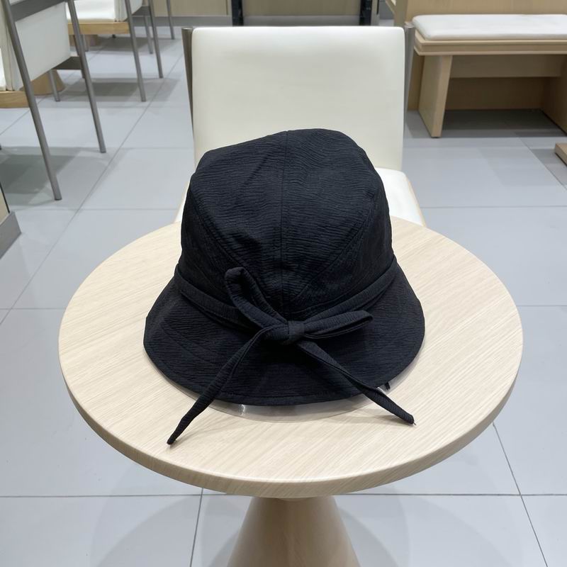 LV hat (119)
