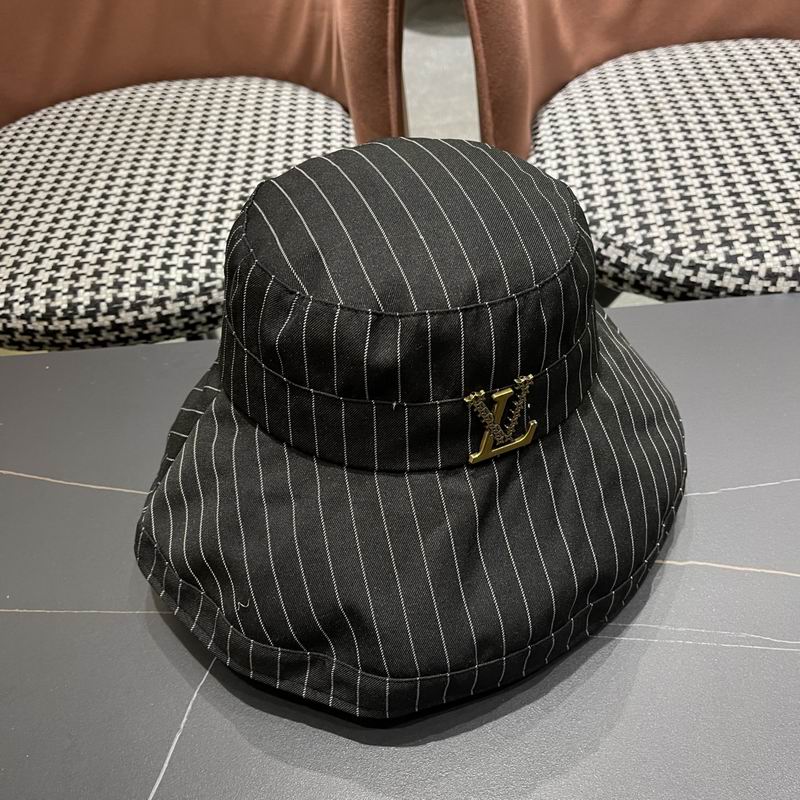 LV hat (185)