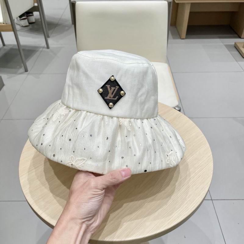 LV hat (293)