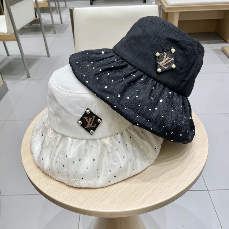 LV hat (294)