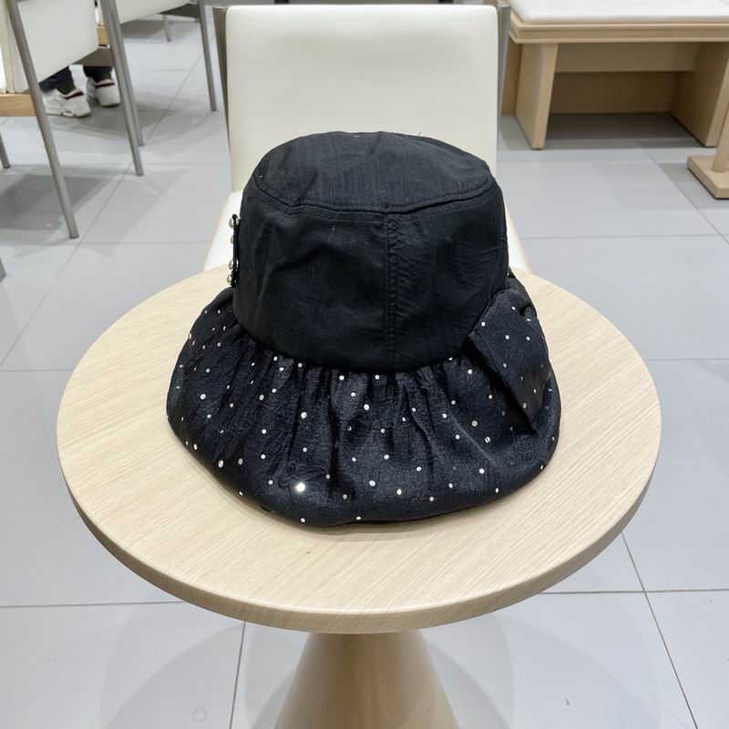 LV hat (306)