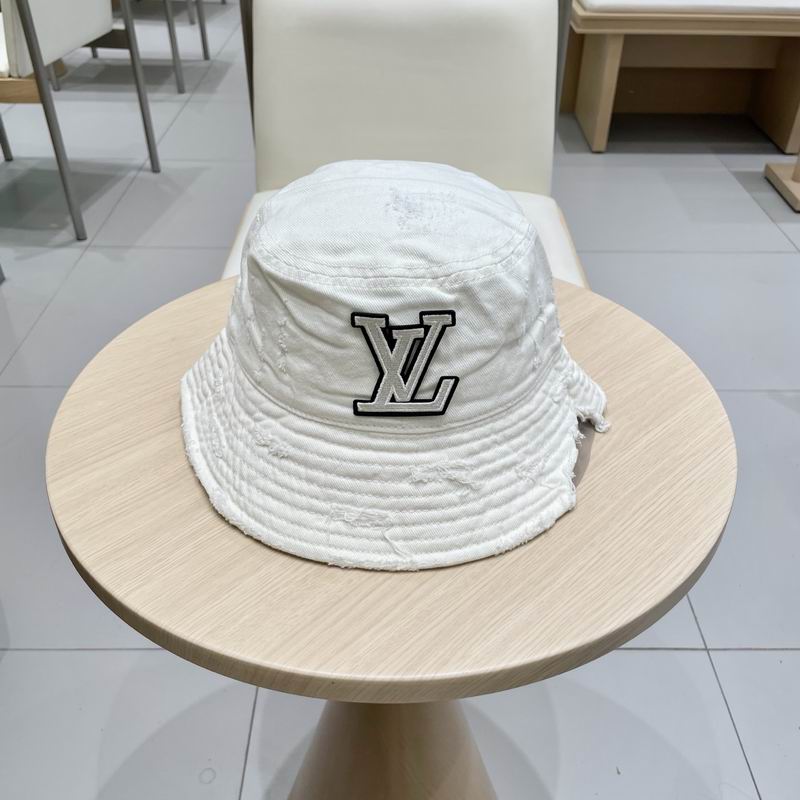 LV hat (334)