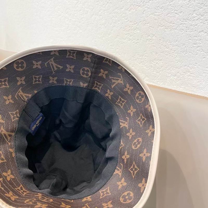 LV hat (364)