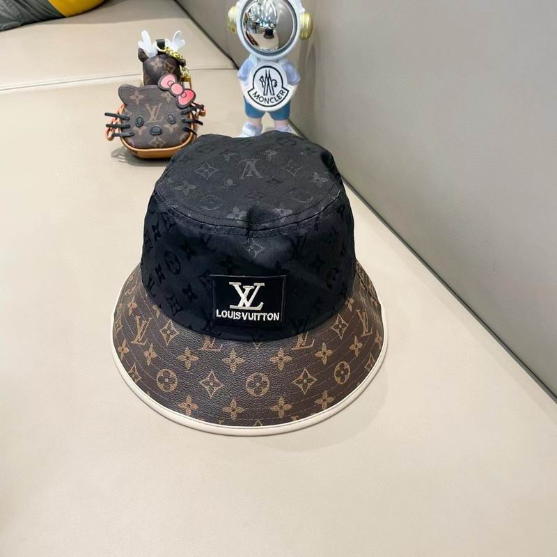 LV hat (370)