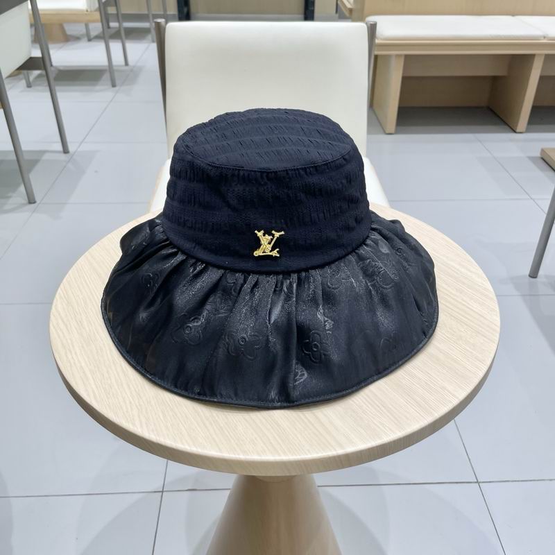 LV hat (381)