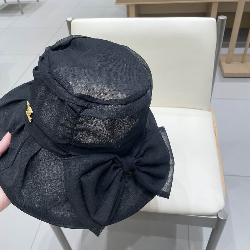 LV hat (421)