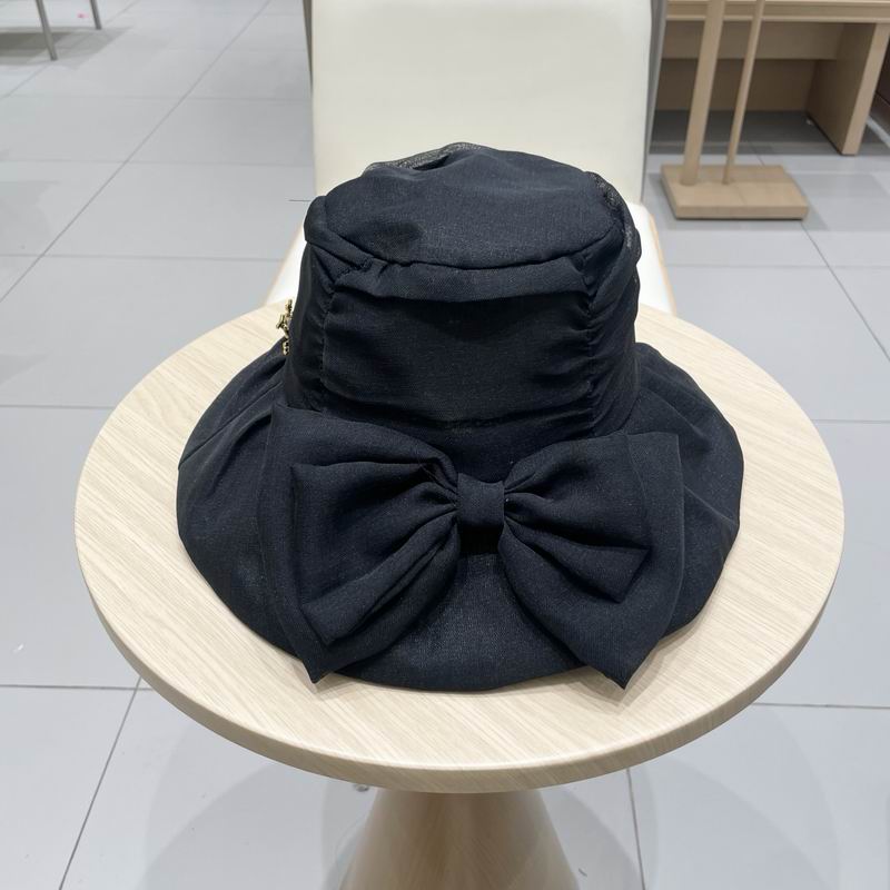 LV hat (425)