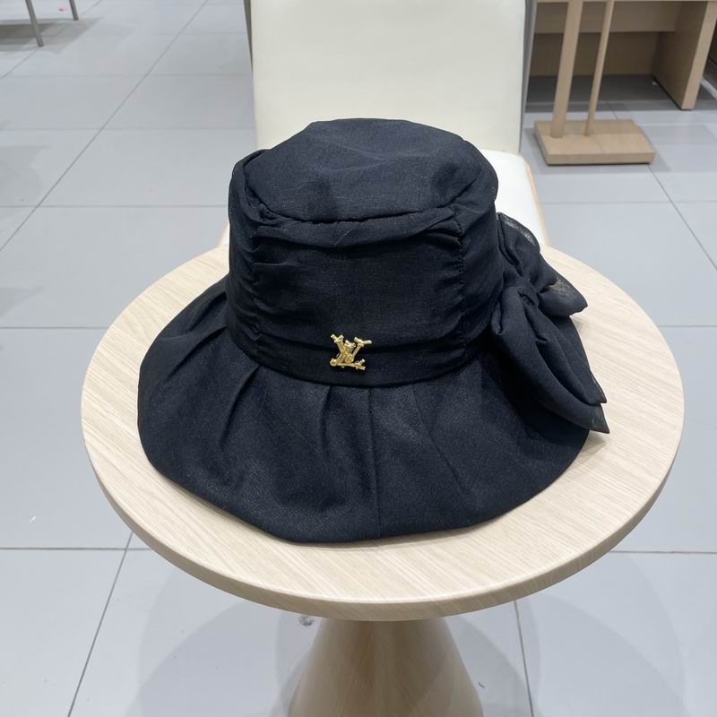 LV hat (426)