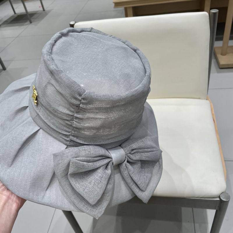 LV hat (430)