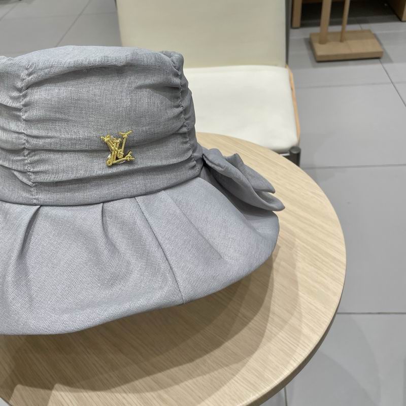LV hat (433)