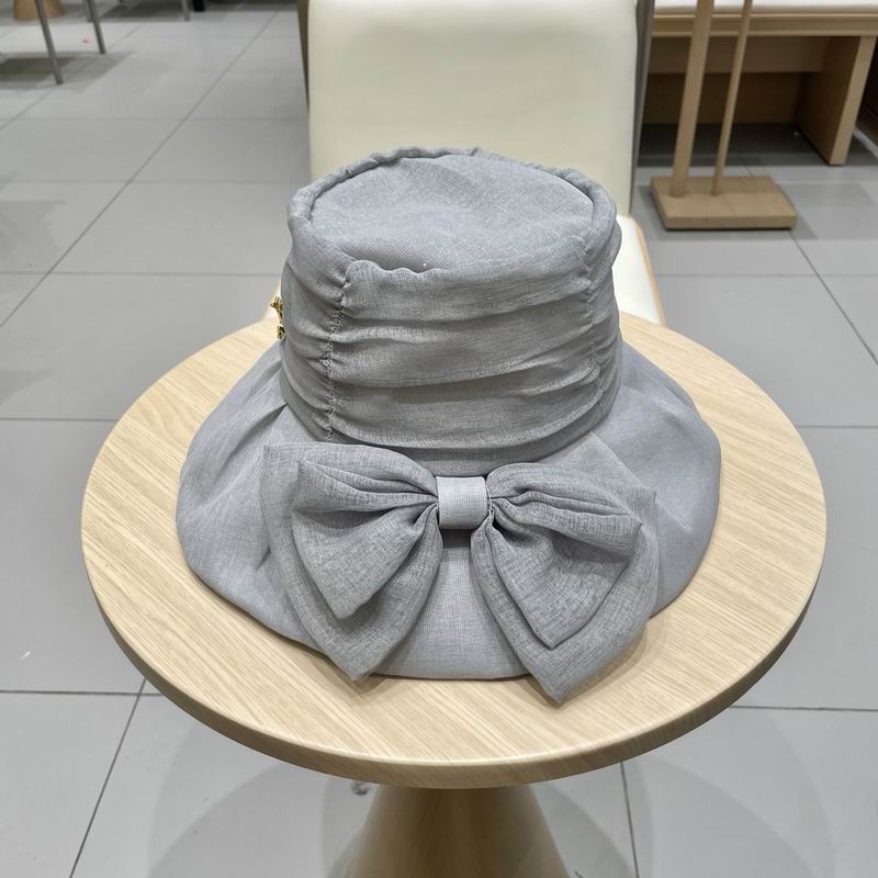 LV hat (435)
