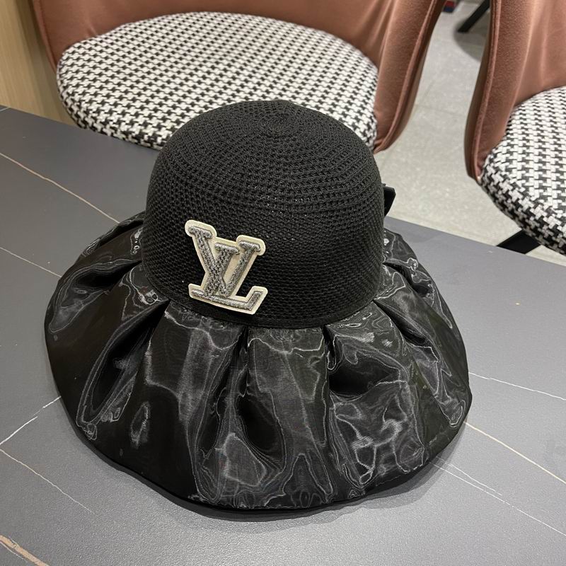 LV hat 03 (32)